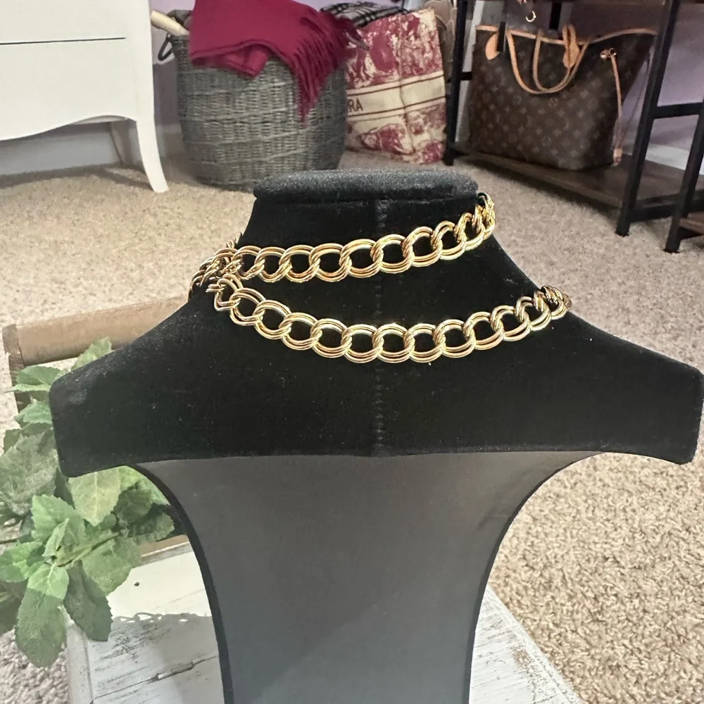 CHANEL Gold Chain Necklace with Paris Pendant